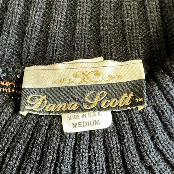 Vintage Nichelle & Dana Scott Sweater Bundle – Bold Floral & Geometric Patterns - Picture 7 of 8